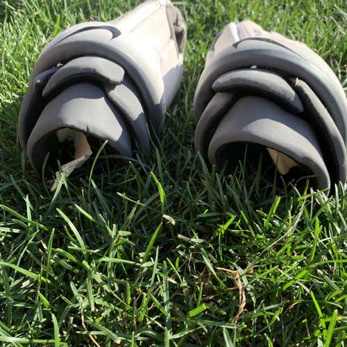 Vapor Lacrosse Gloves