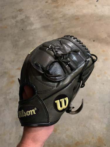 A2000 Baseball Glove