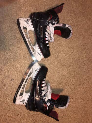 Vapor X800 Hockey Skates Senior  Size 7.5
