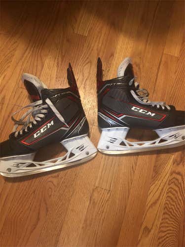 JetSpeed FT380 Hockey Skates Senior  Size 8