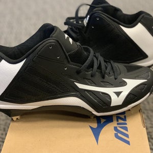 Mizuno Heist If Cleats! Multiple Sizes!