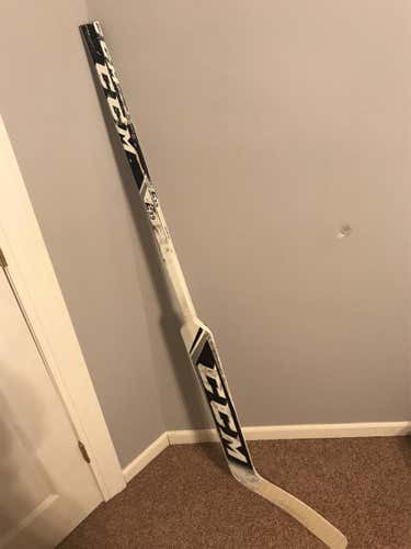 E3.9 Goalie Stick Regular Senior