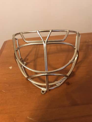 New 1.9 Goalie Mask Senior