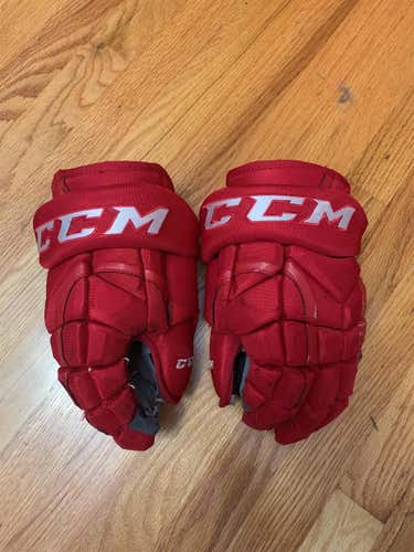 HG12 Gloves Senior Pro Stock Carolina Hurricanes 13”