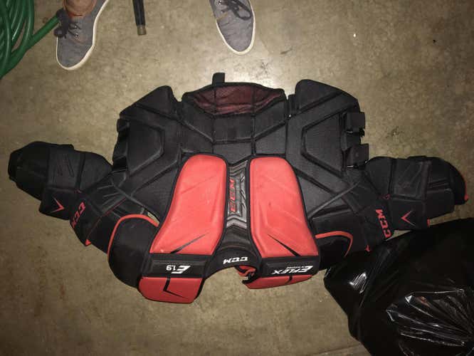 CCM Extreme Flex Shield E1.9  Chest and Arm Protector Goalie Chest Protector Senior