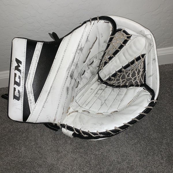 CCM 860 Goalie Glove & R1.9 Blocker