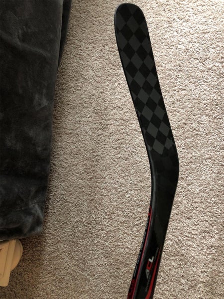 New Vapor 1X Lite Hockey Stick Lefty Toe Senior Pro Stock