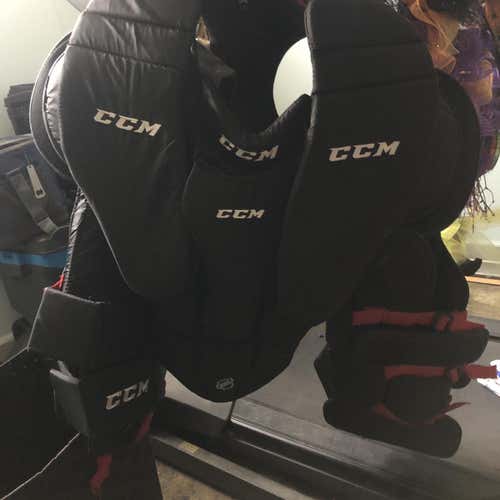 CL 500 Goalie Chest Protector Senior Pro Stock