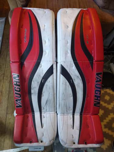 Vaughn Ventus LT98 Goalie Leg Pads Senior