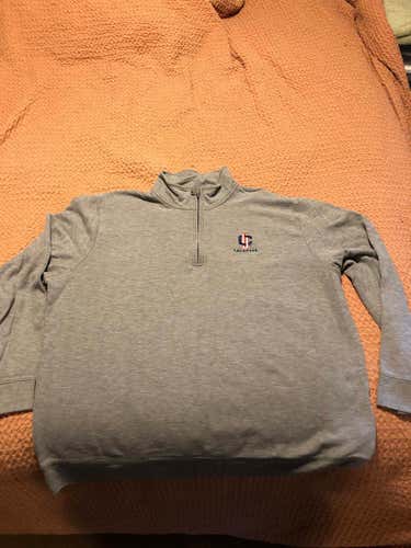 Vineyard Vines UConn Lacrosse Pullover