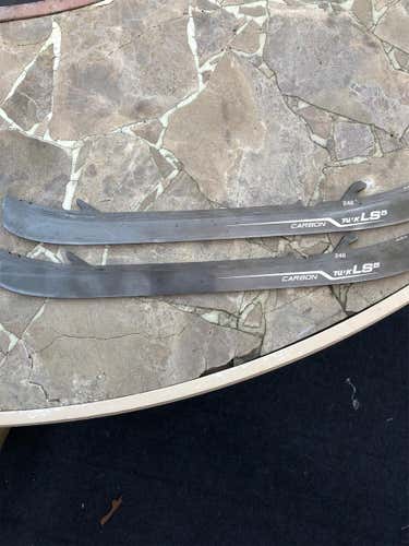 Tuuk Lightspeed Edge Hockey Skates Junior  Size 5