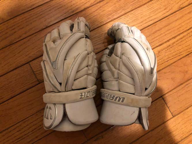 Warrior Evo Lacrosse Gloves size 12 Used No rips Popular !!