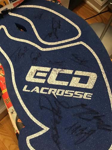 Signed ECD Crab Claw