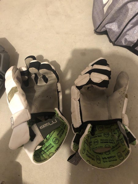 Max Lacrosse Gloves