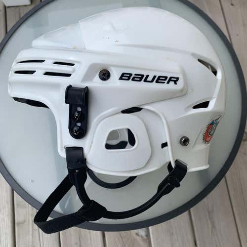 Bauer 2100 Hockey Helmet Senior Adult Large White