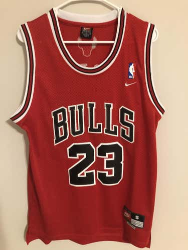 New Mj bulls jersey