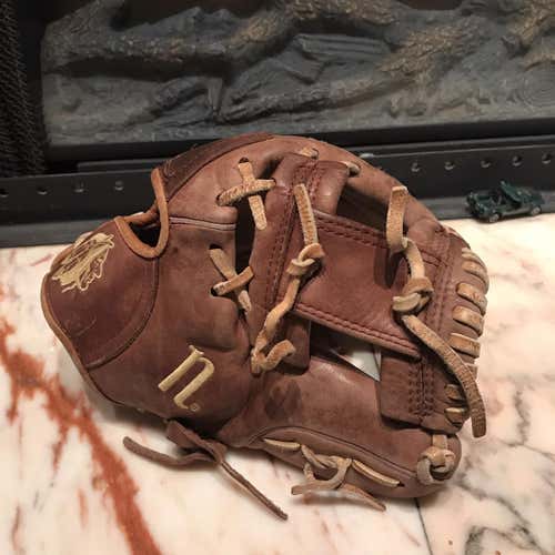 Nokona Baseball Glove