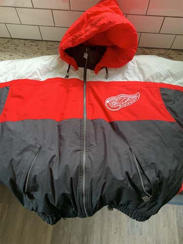 Red Wings XL Jacket