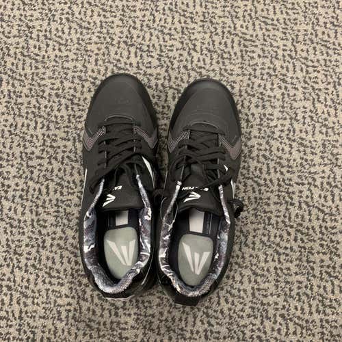New Easton  Mako Metal Spikes