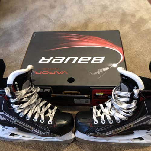 Vapor X500 Hockey Skates Junior Size 4.5