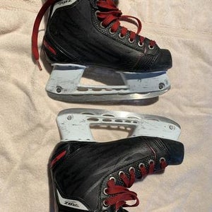 CCM RBZ Hockey Skates Youth Size 3.5