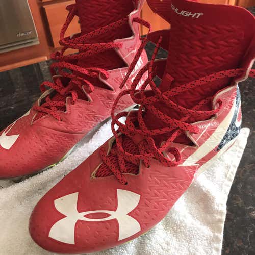 Under Armour  Adult