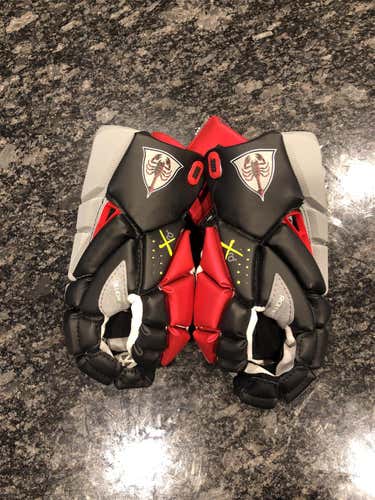 Custom PLL - CHAOS Lacrosse Gloves