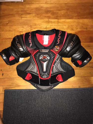 Bauer Vapor 1X Lite Shoulder Pads Senior Medium
