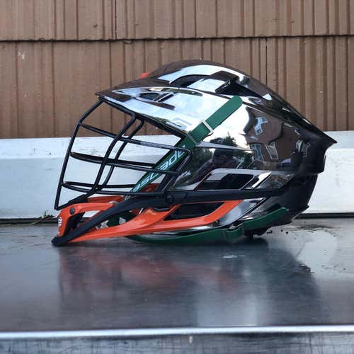 Silver Chrome Cascade S Helmet Adult (GREAT CONDITION)