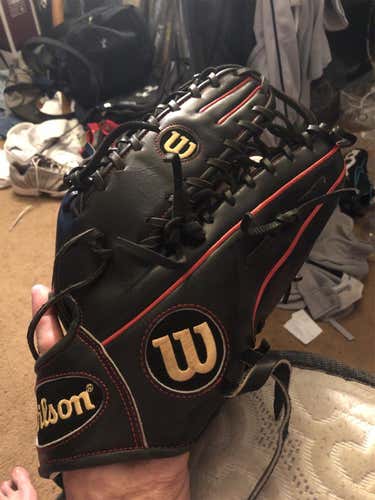 A2000 OT6 Baseball Glove Adult