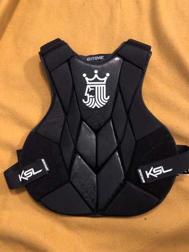 New King KSL Chest Protector Adult