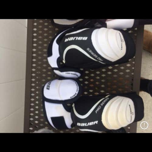 Bauer PRO SERIES Elbow Pads Senior Small