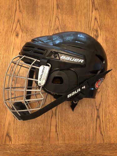 Bauer 2100 Helmet Large