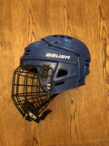 Blue Bauer hockey Helmet Medium
