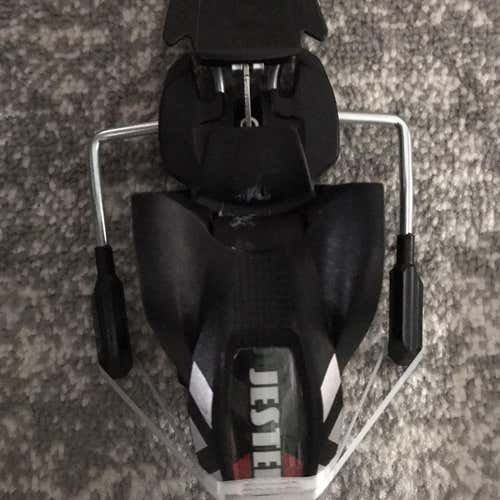 New Jester 16 Ski Bindings