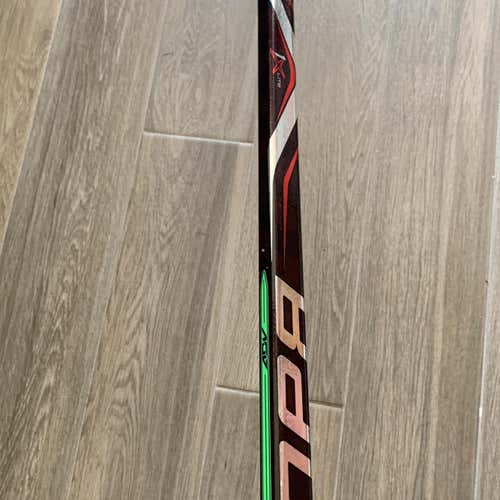 *NEW* [PRO STOCK] Bauer Vapor ADV Stick Painted as a 1x Lite (Grip Shaft)