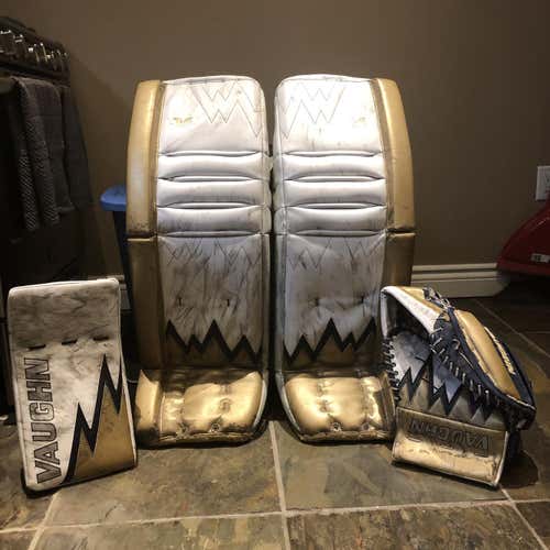 Velocity V6 Goalie Full Set Regular Senior