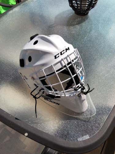 CCM 7000 Junior Helmet