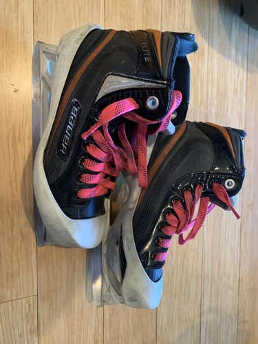 Bauer Elite Hockey Goalie Skates Junior Size 3 D