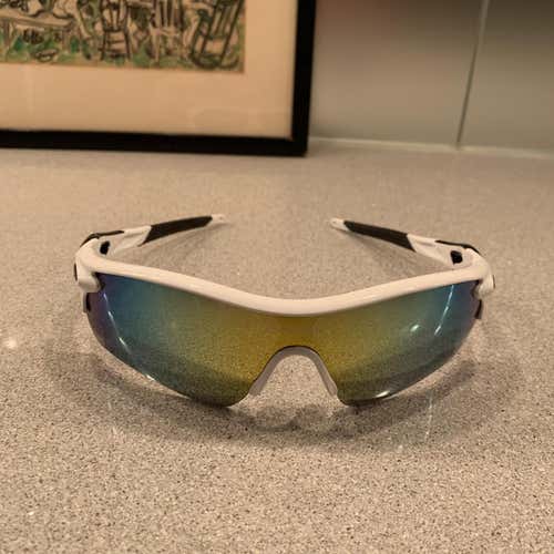 New Oakley Radarlock Sunglasses (Replica)
