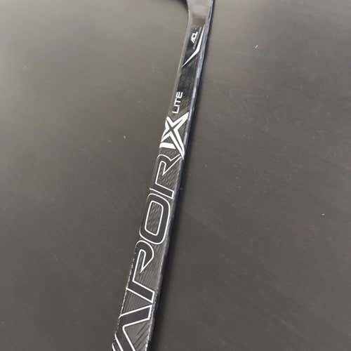 New Black 1x lite Hockey Stick Righty Ohio State 82 Flex P92