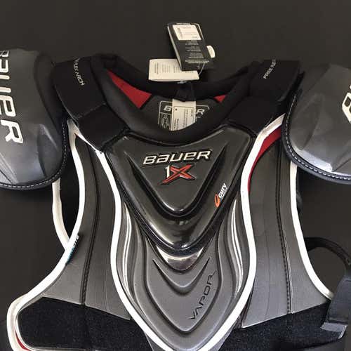 New With Tags 1X Shoulder Pads Senior Medium