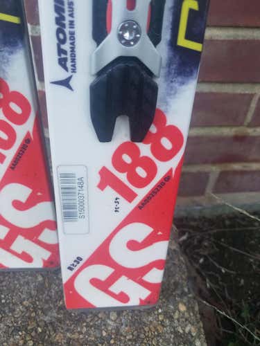 188 Atomic Redster FIS Giant Slalom 30 M Race Skis 2016 FIS LEGAL with Atomic Bindings