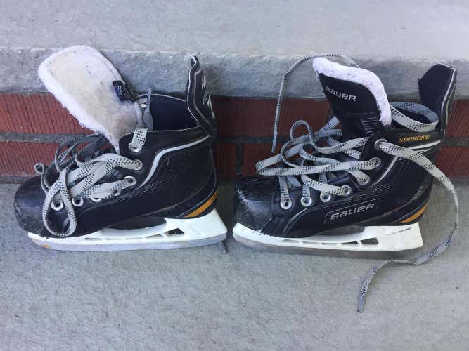 Bauer Supreme One20 Hockey Skates Youth  Size 12