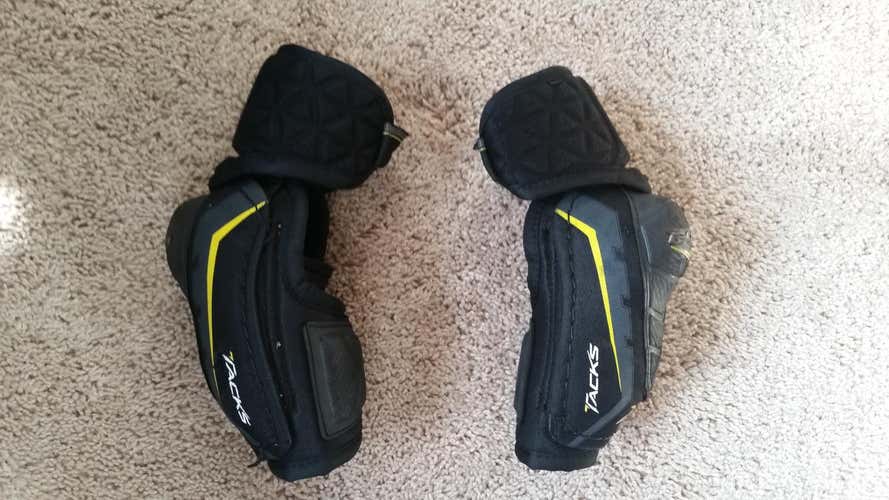 CCM tacks 6052 Elbow Pads. Junior Large