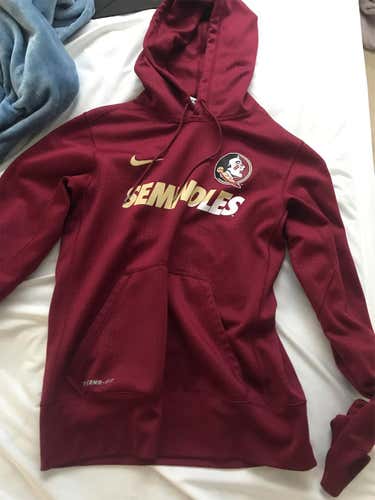 Nike Sweatshirt Adult