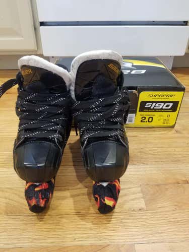 Bauer Goalie Skates Junior Size 2