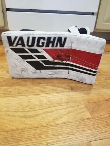 Vaughn Velocity VE8 Goalie Blocker Regular Junior