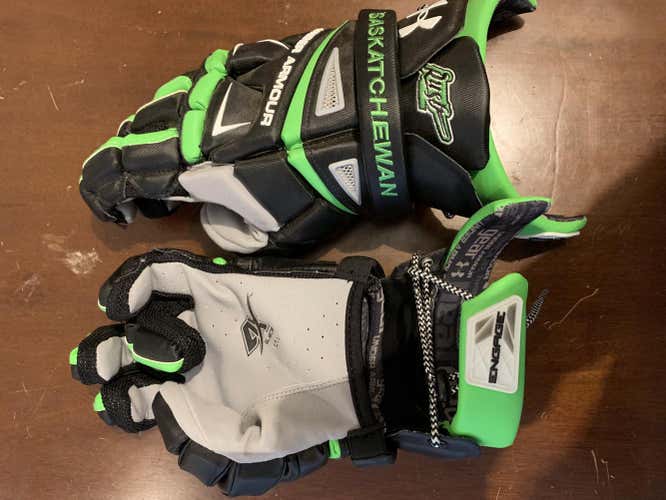 New Custom Saskatchewan Rush Under Armour Command Lacrosse Gloves