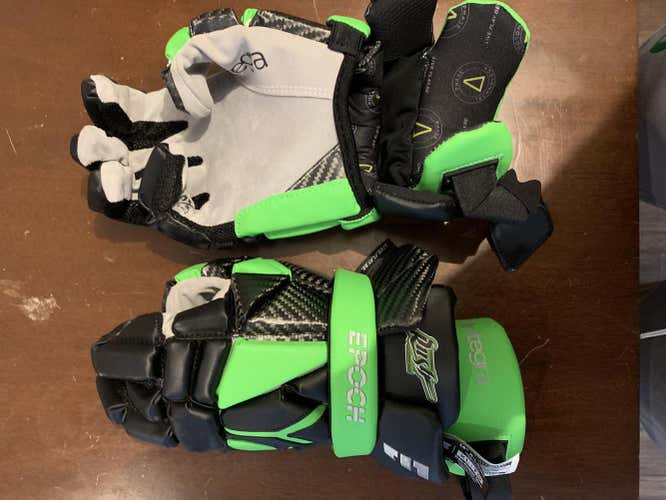 New Custom Saskatchewan Rush Epoch Integra Lacrosse Gloves